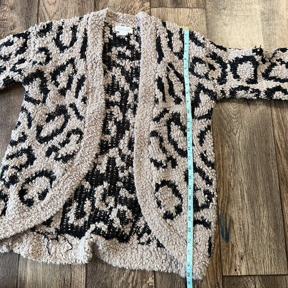 Super Fuzzy Knit Leopard Print Open Front Cardigan - Picture 11 of 14